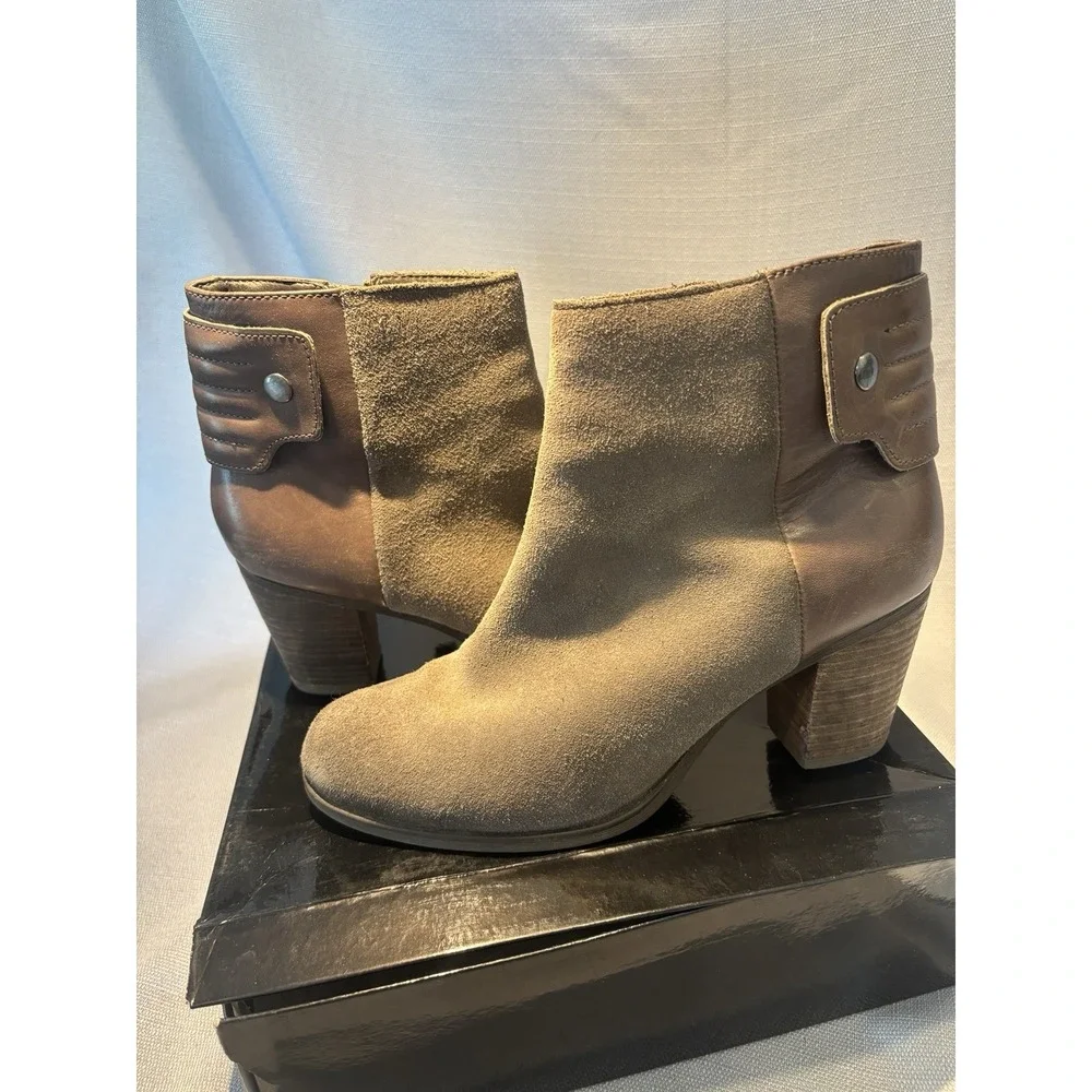 Guess Suede Side Zipper Ankle Block Heel Boots‎ Bootie Tan Sz 9.5 M